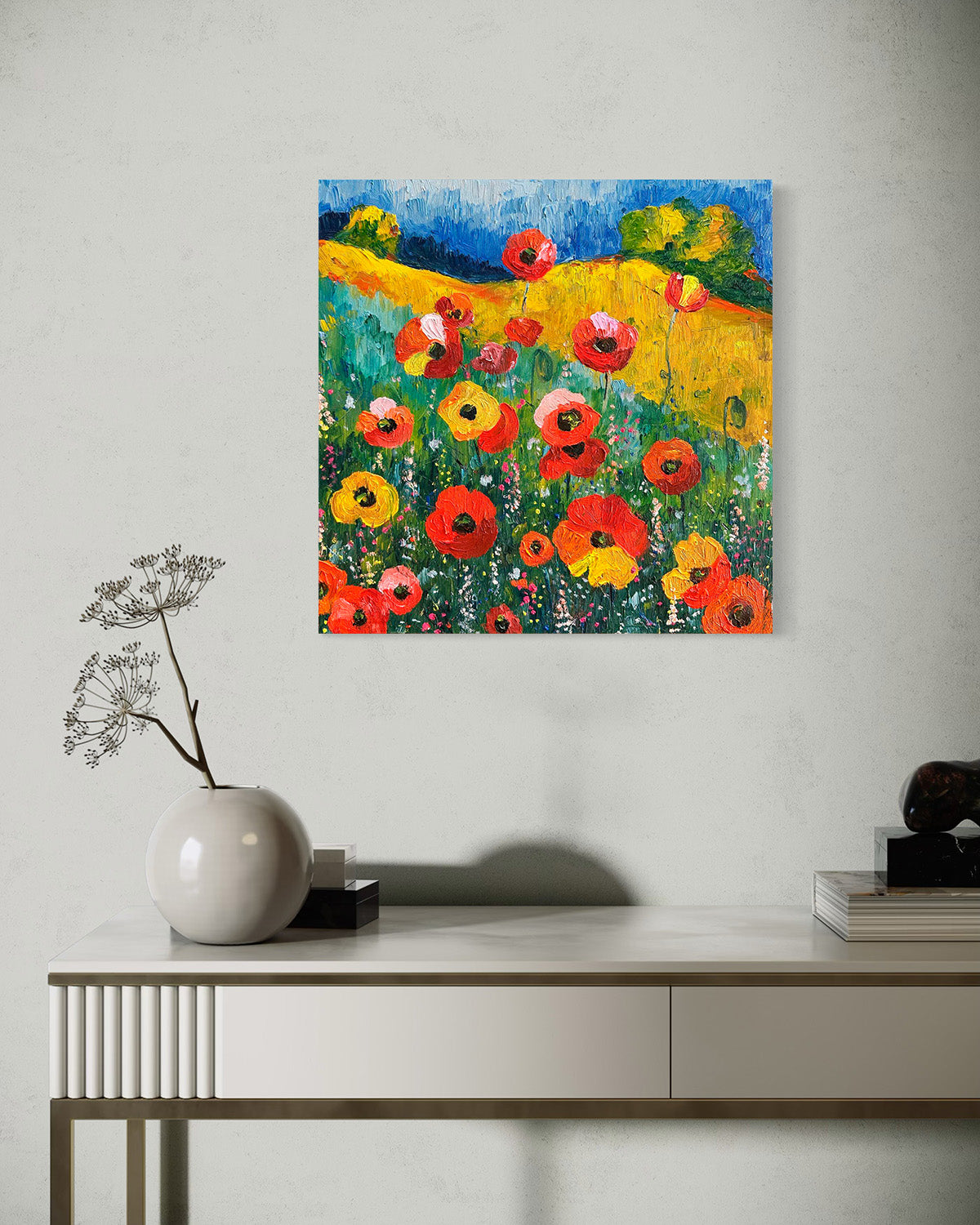 Les coquelicots ensoleillés fleurissent